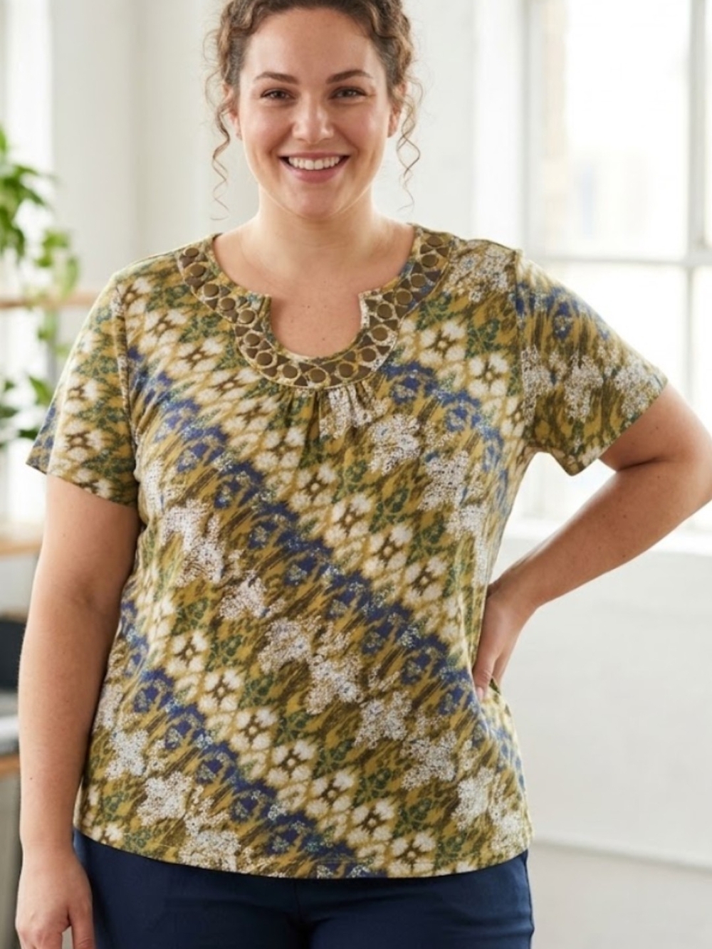 Ruby Rd. Olive & Blue Short-Sleeve Top with Embellished Scoop Neck 1X EUC